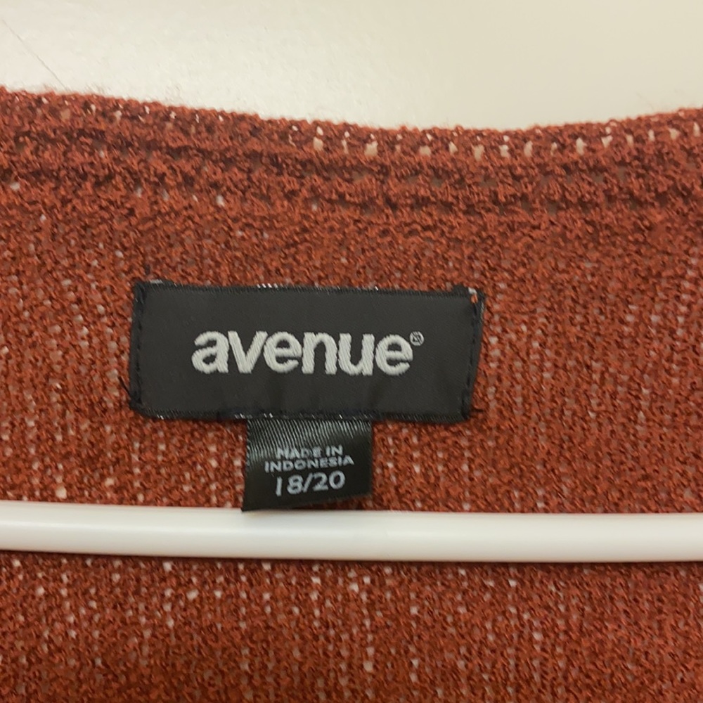 Sweater - Picture 2 of 3